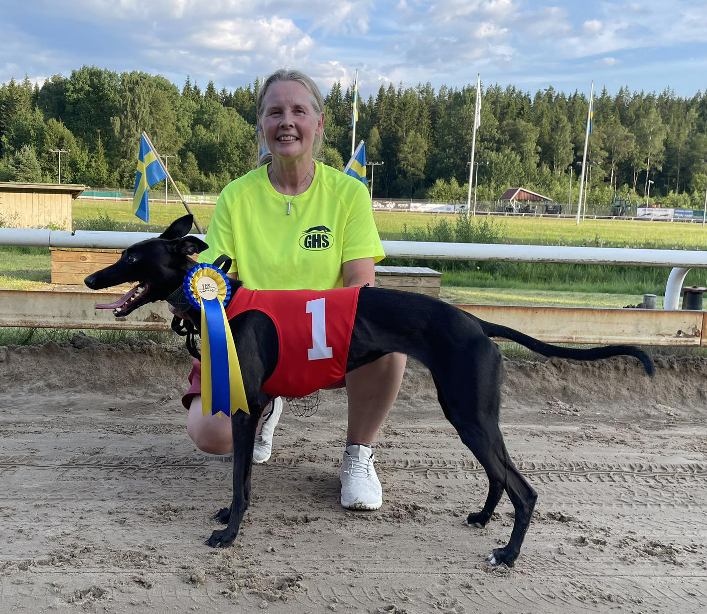 Vinnare lopp 5 SM Whippet Öppna/Tikar Tidskval: MB Synne
